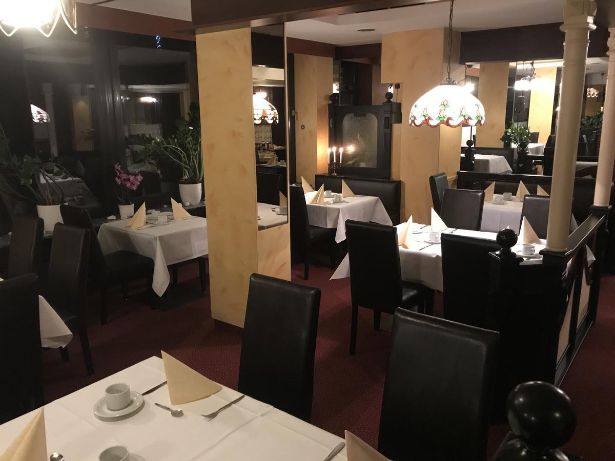 Karaman Group Hotel Bad Nenndorf Exteriör bild