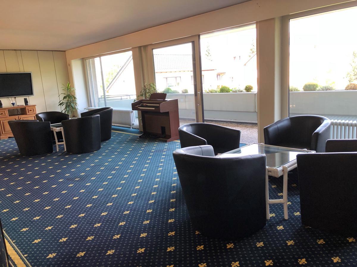 Karaman Group Hotel Bad Nenndorf Exteriör bild